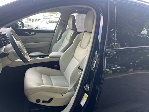 Certified 2025 Volvo XC60 T8 Plus w/ Climate Package AWD/4WD image 11