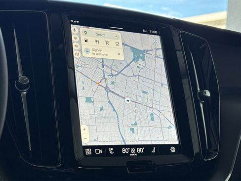 Used 2025 Volvo XC60 B5 Core w/ Protection Package Premier image 19