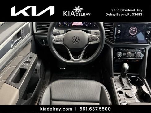 Used 2023 Volkswagen Atlas Cross Sport SEL R-Line AWD/4WD image 12
