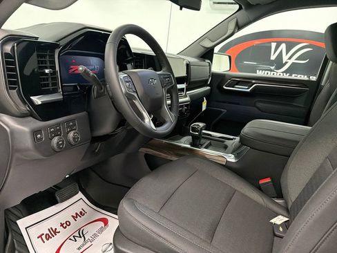 New 2026 Chevrolet Silverado 1500 RST AWD/4WD image 9