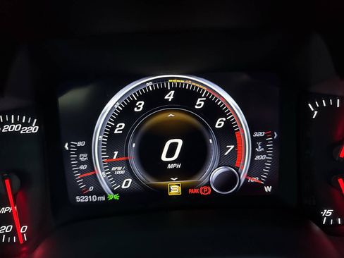 Used 2017 Chevrolet Corvette Z06 image 34