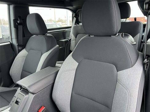 New 2025 Ford Bronco 2-Door w/ Sasquatch Package image 19