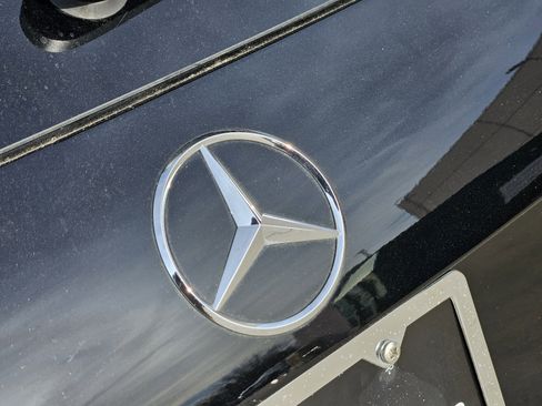 Certified 2025 Mercedes-Benz GLA 250 image 9