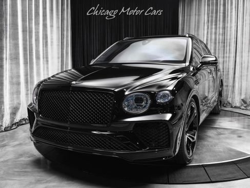 Used 2023 Bentley Bentayga Plug-In Hybrid image 2