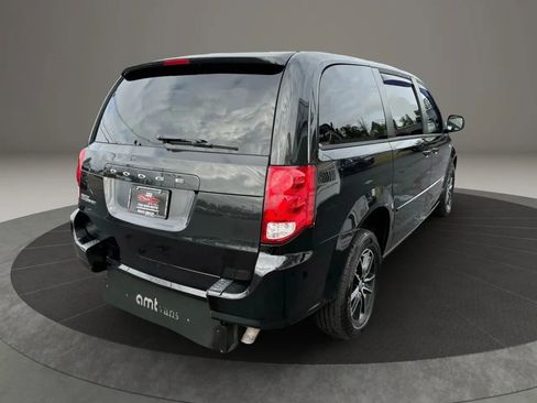 Used 2014 Dodge Grand Caravan SXT FWD image 7