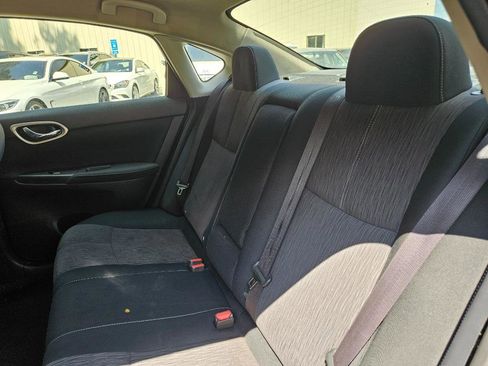 Used 2015 Nissan Sentra SV image 22