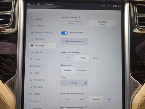 Used 2016 Tesla Model S 90D image 41