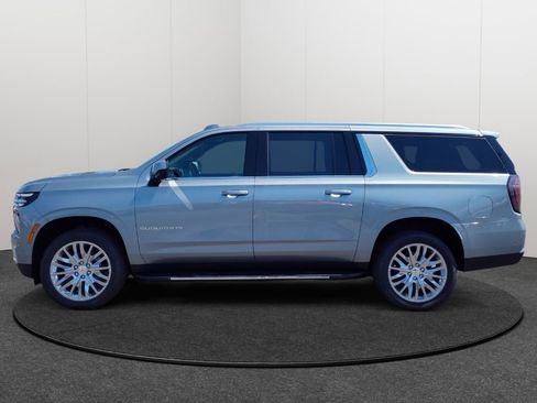 New 2025 Chevrolet Suburban LS w/ Max Trailering Package image 2