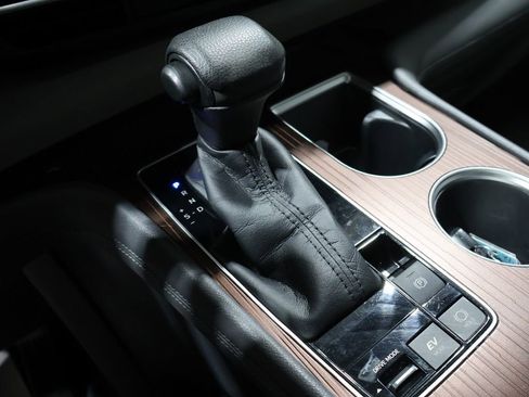 Used 2021 Toyota Sienna LE image 26