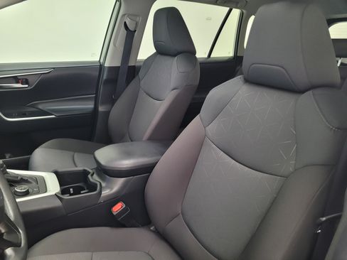 Certified 2025 Toyota RAV4 XLE w/ Convenience Package AWD/4WD image 23