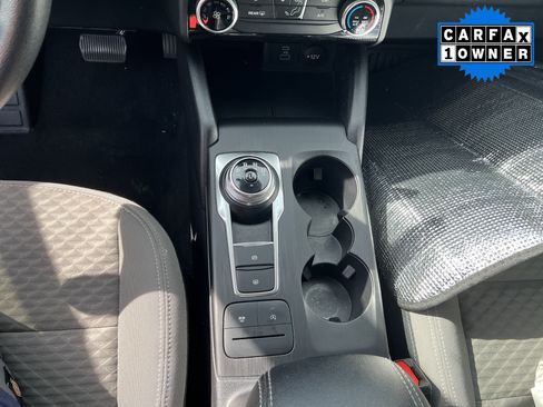 Used 2022 Ford Escape SE FWD image 10