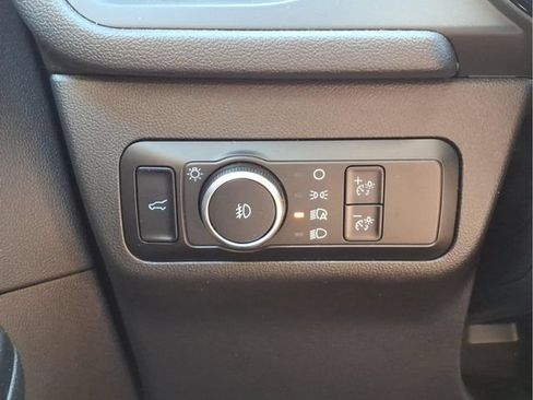 Used 2025 Ford Escape ST-Line Select AWD/4WD image 13
