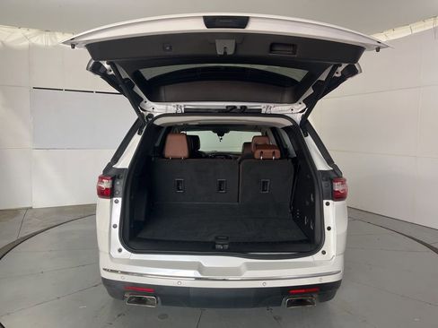 Used 2018 Chevrolet Traverse High Country image 13