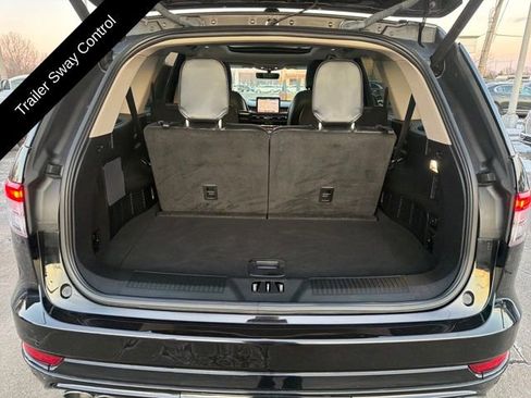 Used 2023 Lincoln Aviator Reserve w/ Equipment Group 201A image 28