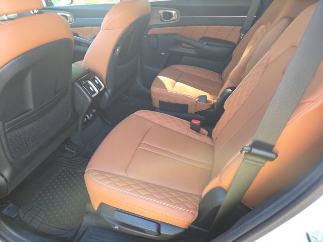 Used 2023 Kia Sorento SX Prestige AWD/4WD image 6