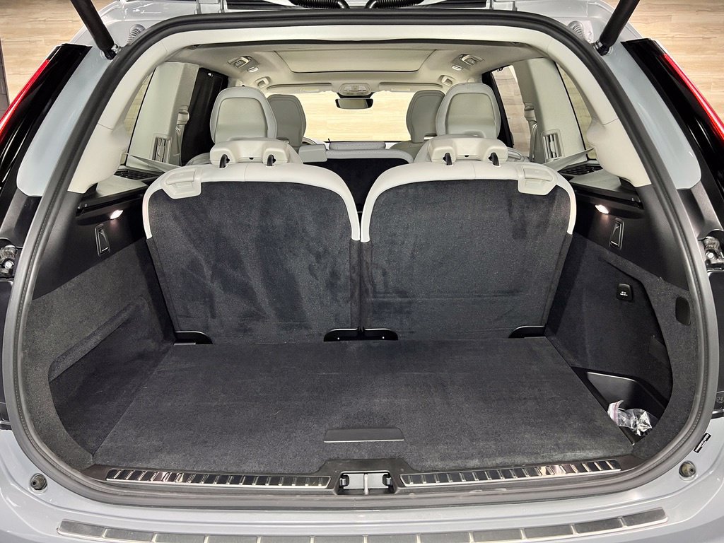 Used 2026 Volvo XC90 T8 Ultra w/ Protection Package Premier AWD/4WD image 20