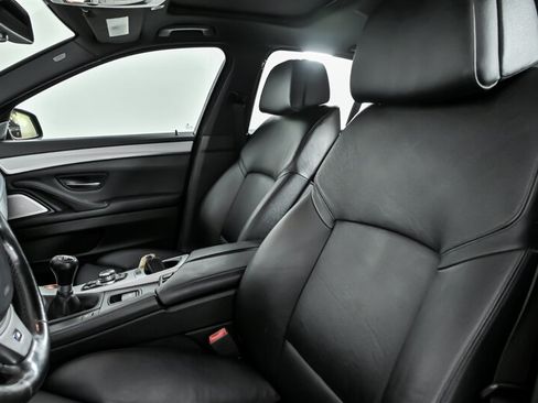 Used 2013 BMW 550i Sedan RWD image 22