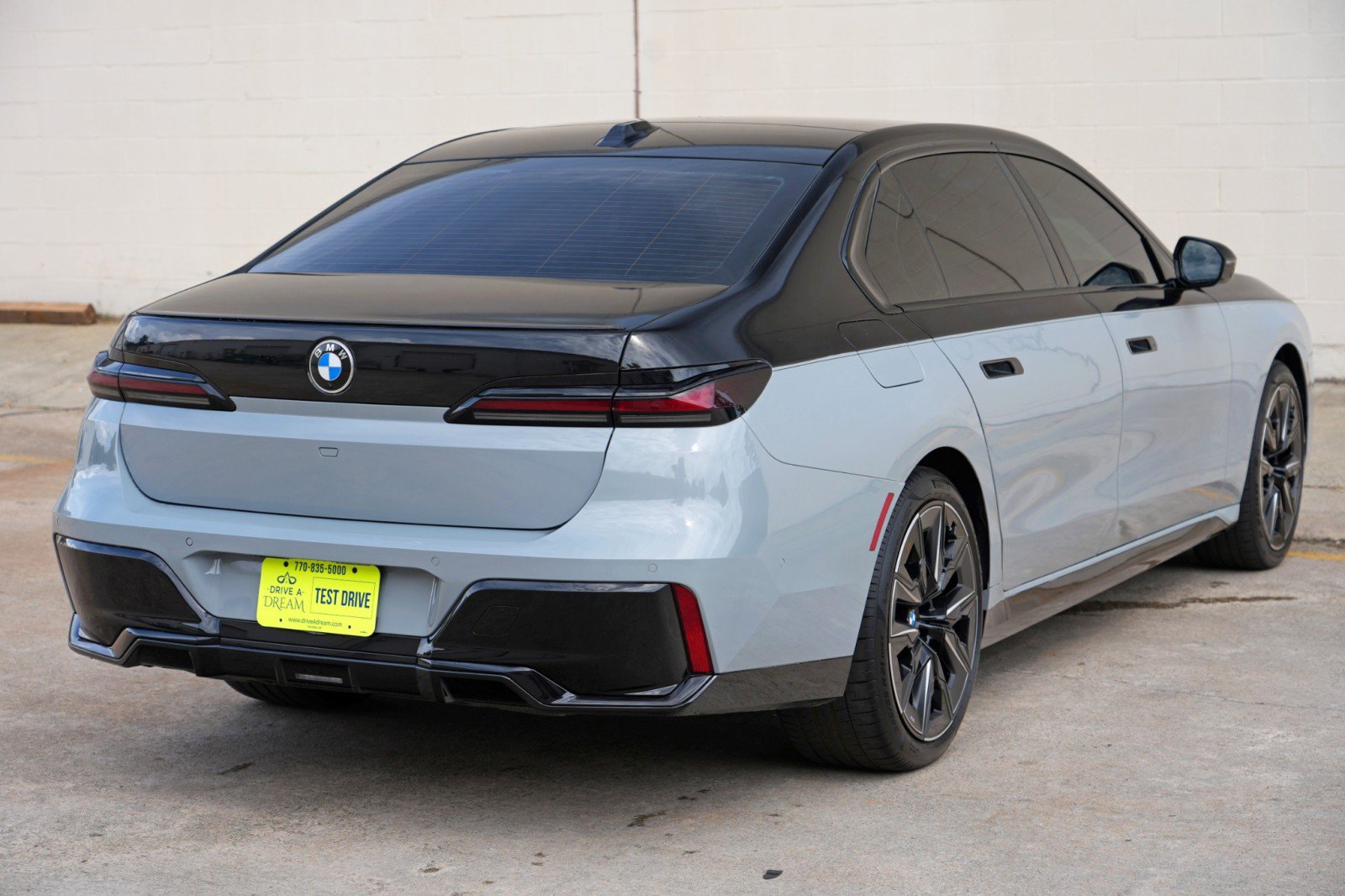 Used 2025 BMW 740i RWD image 63