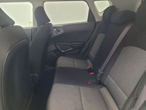 Used 2021 Kia Soul S FWD image 18