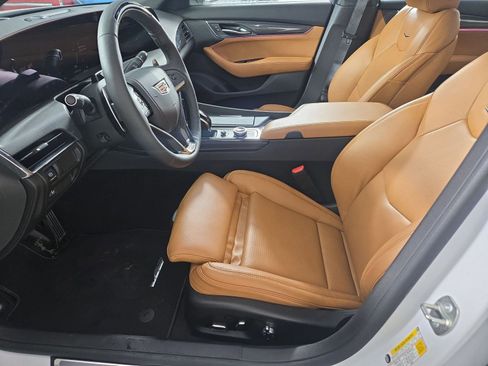 New 2026 Cadillac CT5 V w/ Platinum Package image 4