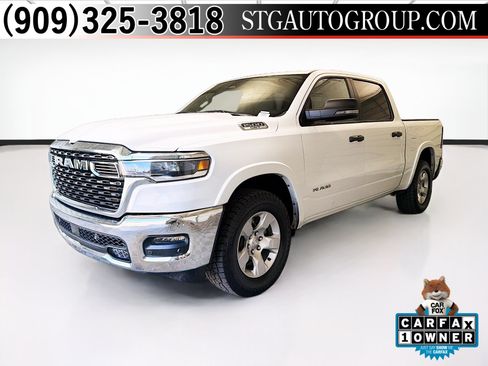 Used 2025 RAM 1500 Big Horn AWD/4WD image 1