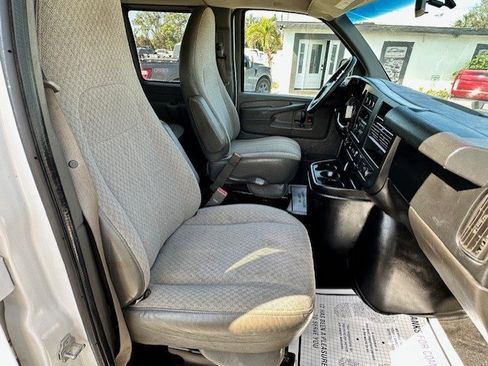 Used 2015 Chevrolet Express 3500 LT w/ LT Preferred Equipment Group image 16