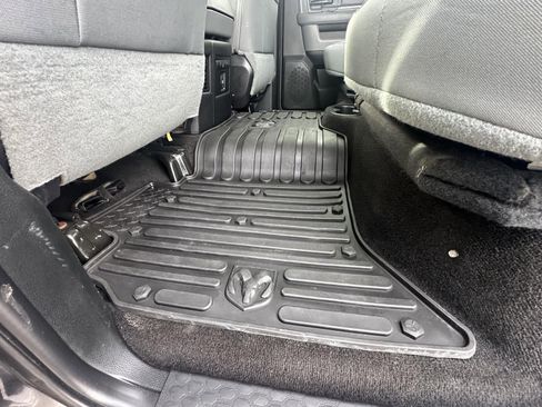 Used 2015 RAM 2500 Big Horn image 33