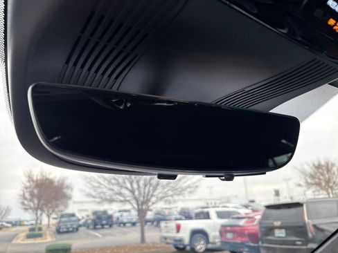 New 2026 Cadillac Vistiq Premium Luxury w/ LPO, Floor Liner Package image 35