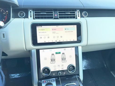 Used 2019 Land Rover Range Rover HSE image 40
