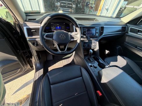 Used 2022 Volkswagen Atlas SE AWD/4WD image 11