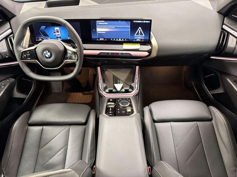 Used 2025 BMW X3 xDrive30i w/ Premium Package image 17