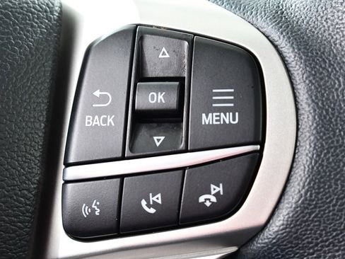 Used 2022 Ford Explorer XLT w/ Equipment Group 202A image 33