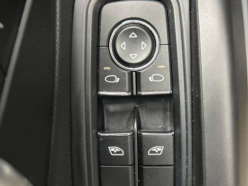 Used 2018 Porsche 718 Cayman RWD image 9