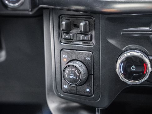 Used 2025 Ford F150 Raptor image 33