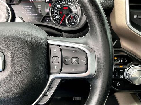 Used 2022 RAM 1500 Laramie AWD/4WD image 15