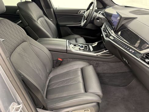 Used 2024 BMW X7 xDrive40i w/ Executive Package AWD/4WD image 23