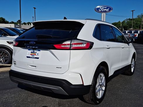 Certified 2023 Ford Edge SEL w/ Convenience Package AWD/4WD image 6