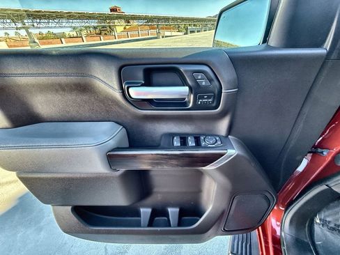 Used 2021 GMC Sierra 1500 SLT w/ SLT Premium Package image 21