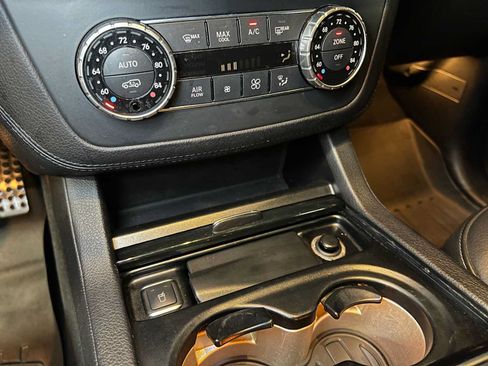 Used 2017 Mercedes-Benz GLE 43 AMG 4MATIC image 35