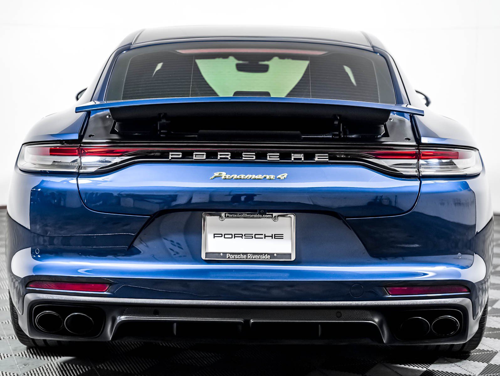 Certified 2023 Porsche Panamera 4 AWD/4WD image 11