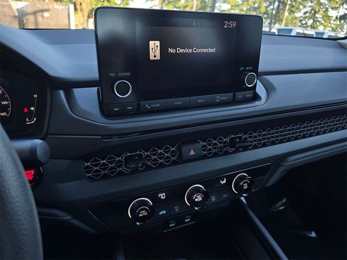 Used 2024 Honda Accord LX image 60