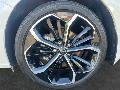 Used 2023 Nissan Altima 2.5 SR AWD/4WD image 9