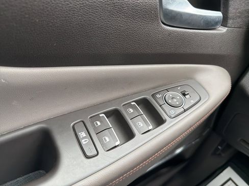 Used 2020 Hyundai Santa Fe SEL image 32