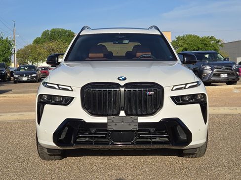 Used 2024 BMW X7 M60i w/ Executive Package image 10