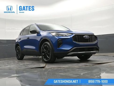 Used 2023 Ford Escape Active AWD/4WD image 37