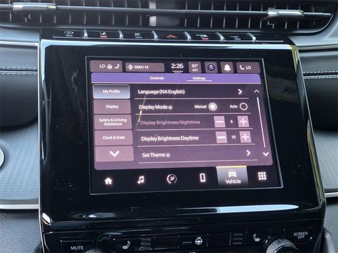 New 2025 Jeep Grand Cherokee Altitude image 17