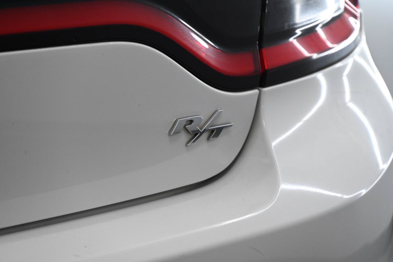 Used 2017 Dodge Charger R/T RWD image 14