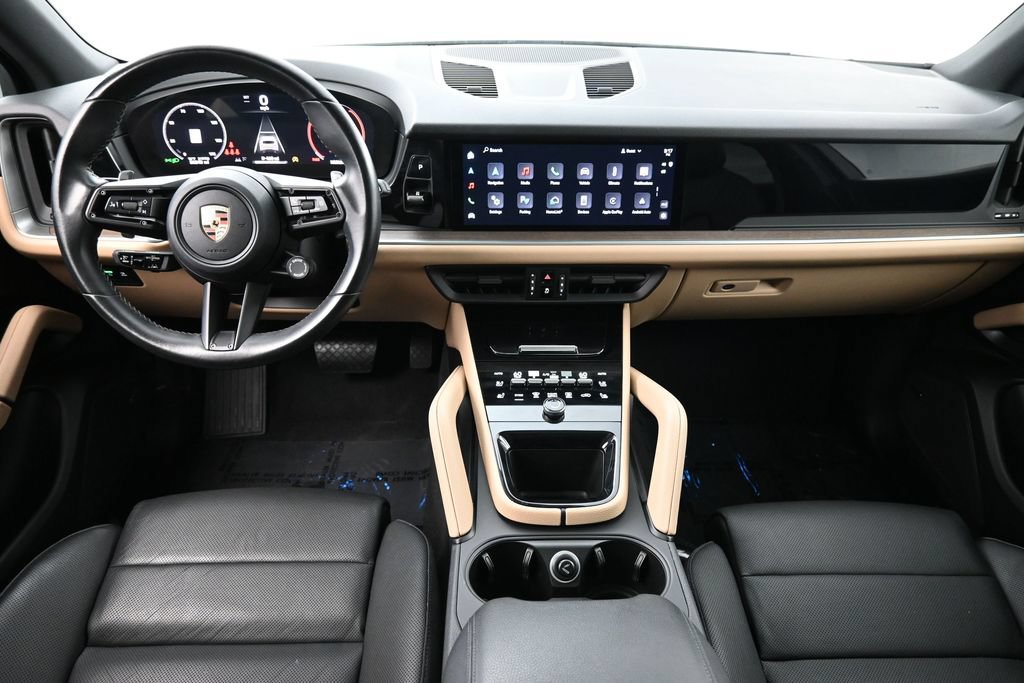 Certified 2024 Porsche Cayenne AWD/4WD image 6