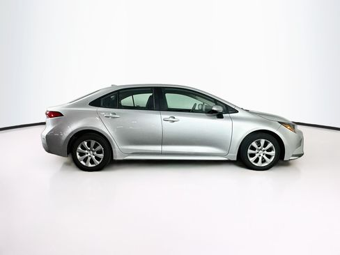 Used 2026 Toyota Corolla LE FWD image 10