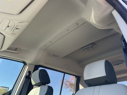 Used 2020 Ford Transit Connect XLT image 13